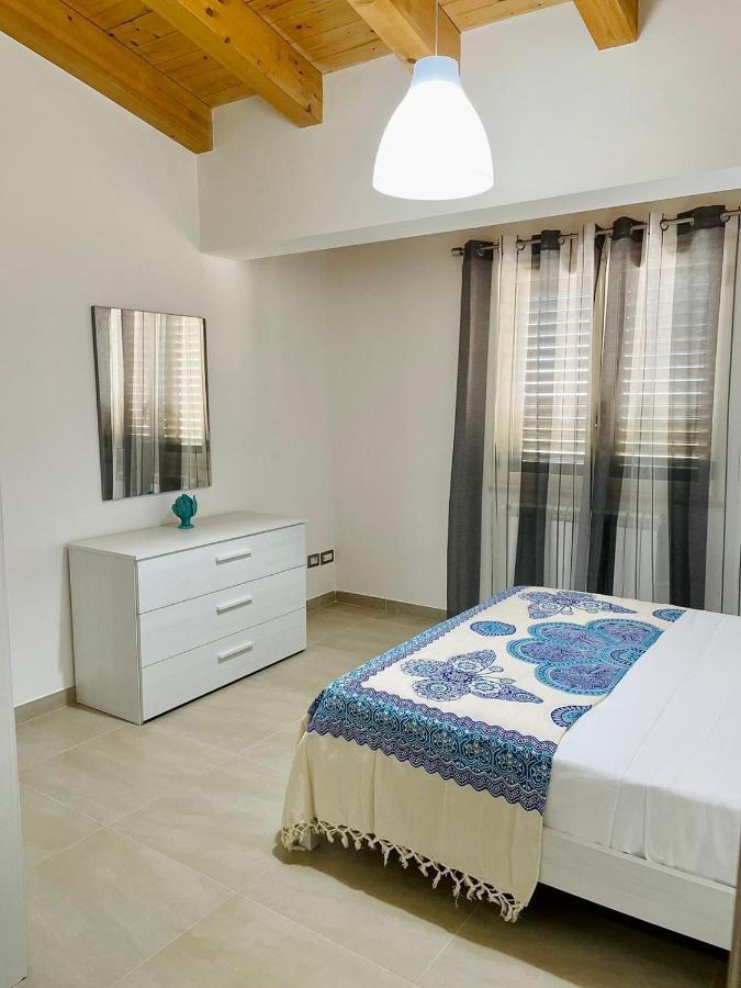 Il Bocciolo - Locazione Turistica Apartment Шила Екстериор снимка