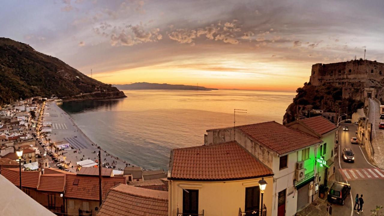Il Bocciolo - Locazione Turistica Apartment Шила Екстериор снимка